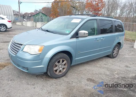2008 Chrysler Town & Country Touring from USA, damaged, VIN 2A8HR54P38R714194